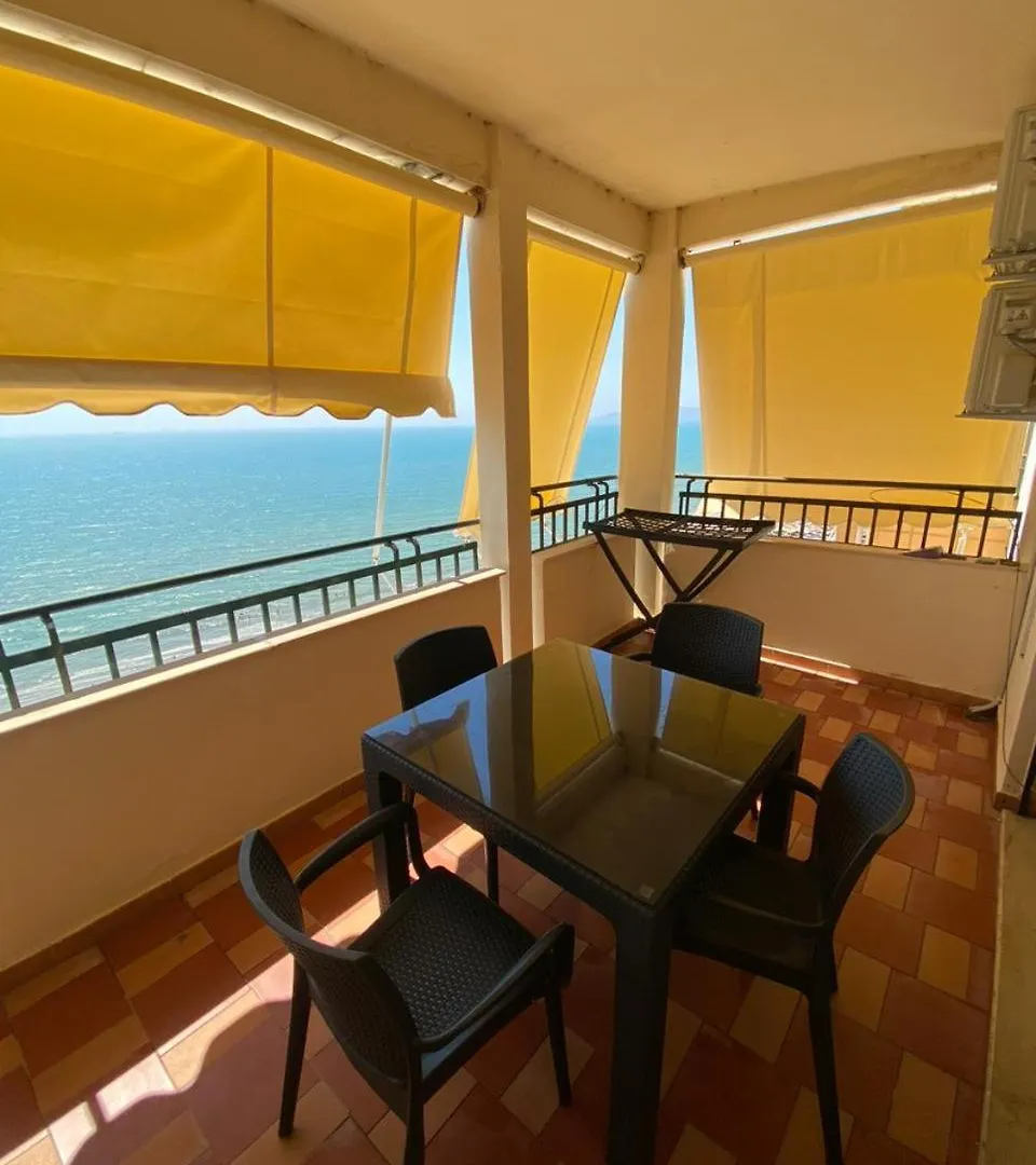 Mezini Sea Side Apartment ドゥラス